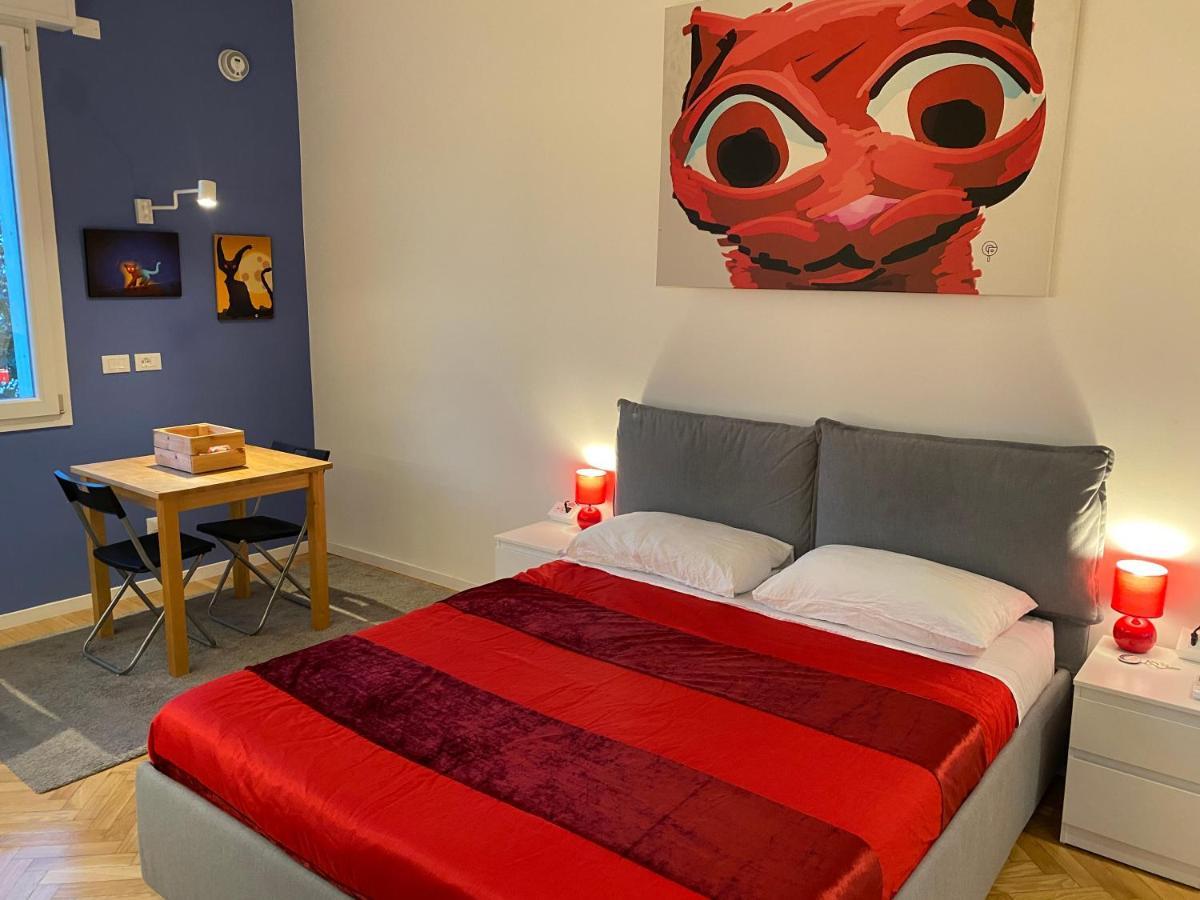 בולוניה Tra Le Torri B&B - Ampia Stanza Privata In Appartamento Con Bagno Privato Accessibile Da Corridoio מראה חיצוני תמונה