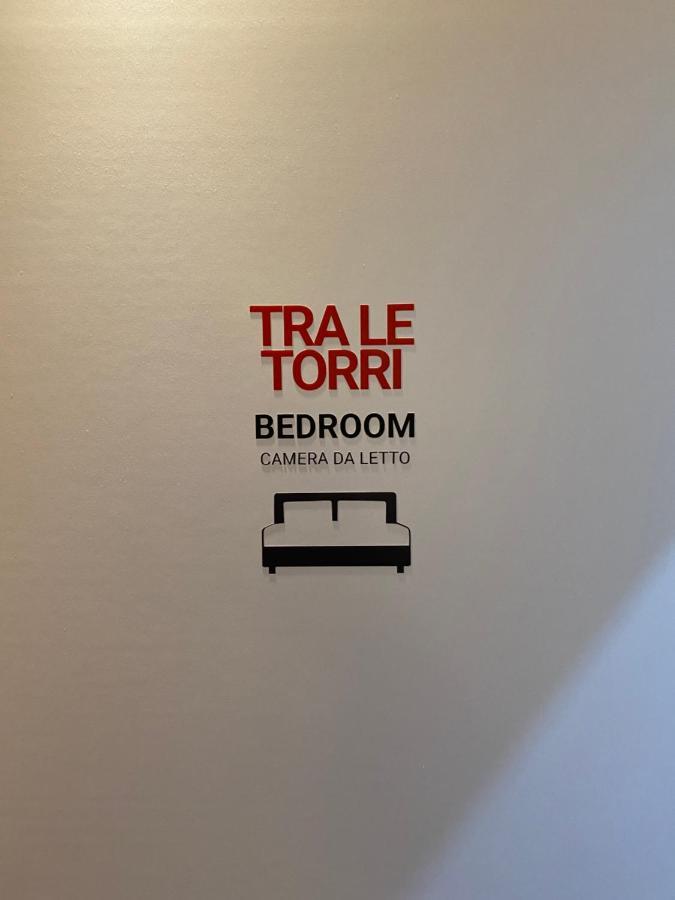 בולוניה Tra Le Torri B&B - Ampia Stanza Privata In Appartamento Con Bagno Privato Accessibile Da Corridoio מראה חיצוני תמונה